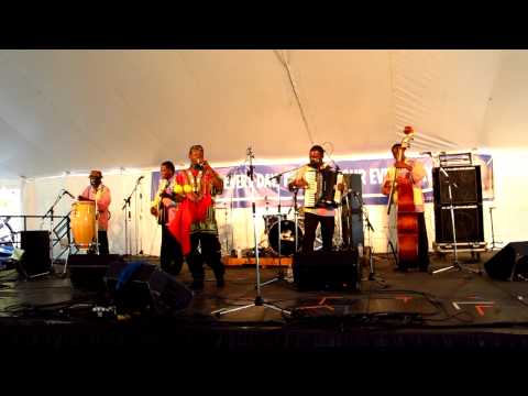 Ti-Coca et Wanga-Nègès (Haitian twoubadou) @ The Richmond Folk Festival