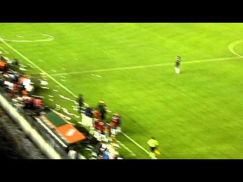 Gol de Julián Velázquez al Goiás (Independiente campeón Sudamericana 2010)