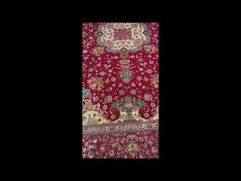 Isfahan Wool And Silk Rug Vegetable Dye