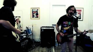 Purling Hiss - Follow You Around (Live on PressureDrop.tv)