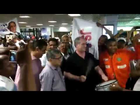 Recepção com festa em Salvador