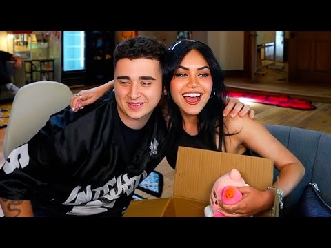 Tara Yummy Comes to the FaZe House!