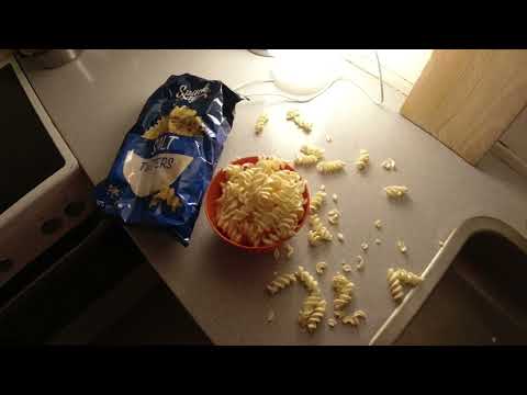 MongoTV_10331 - Del  2 - SPISER SKÅL CHIPS TORSDAG MIDNAT