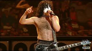 KISS   I Was Made For Lovin&#39; You  - Rock The Nation &#39;04 Live! 4K