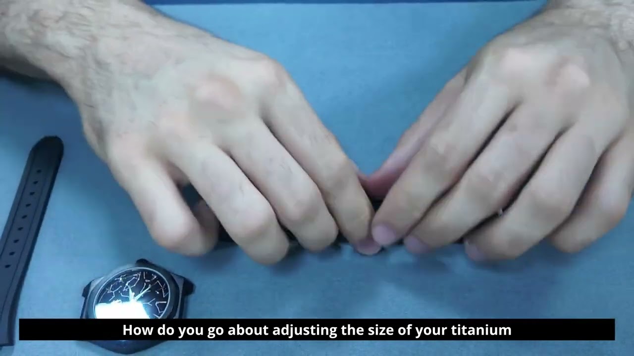 How to adjust and swap ChronoAstra straps