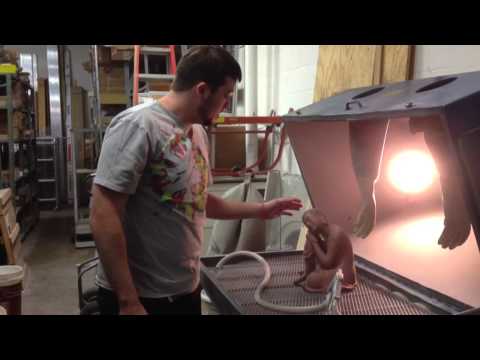 Preparation of Buddha statue