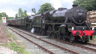 preview picture of video 'LMS Black 5s at Llandovery'