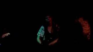 Vedera - Back To The Middle