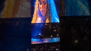 OMG! Blue Ivy playing the piano during Jay-Z’s show in NYC. Pure talent! #blueivy #jayz #beyonce