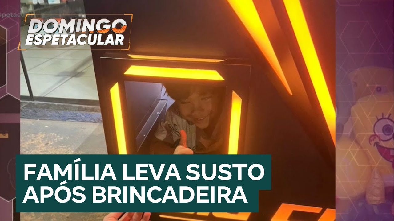 Brincadeira quase termina mal: menino de 3 anos fica preso em máquina de pelúcias
