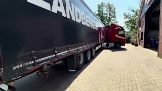 Sơ mi rơ mo&oacute;c th&ugrave;ng k&eacute;o r&egrave;m Krone SD 2X Liftas Schuifdak Centrale smering NL Trailer APK 10-2026 | H&igrave;nh ảnh 4 - Autoline