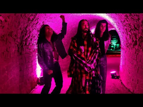 Steve Aoki - Chama De Amor ft. Banda AL9 (OFFICIAL MUSIC VIDEO)