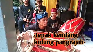 Download lagu Tepak Kendang Kidung Pangrajah Bubuka #pencaksilat mp3