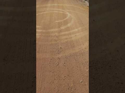 fui hj pela manhã orar na serra de ouro branco minas gerais quando avistei esses círculo no chão