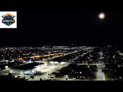 desde lo alto, bajo la luz de la luna. ✨  🏙️🙌_#CutralCo #Neuquen #Patagonia #CityLights #4k  #viral