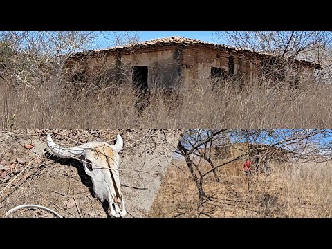 UM CASARÃO E OSSOS, ENTRAMOS, LÁ VEJA, JUÁ IRAUÇUBA CEARÁ 