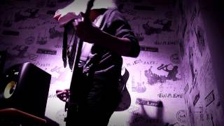 Papa Roach - Love Me Till It Hurts