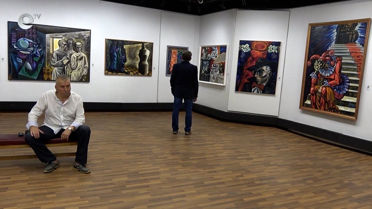 Монументални платна на големия художник Йоан Левиев могат да се видят в Художествената галерия