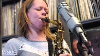 Live on WNUR Airplay: Caroline Davis