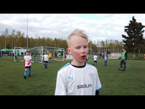 HJK East Keltainen - LeKi-futis Sinivalkoinen 3-0 | P9 (2013) Harraste | LPS Kevätturnaus 15.5.2022