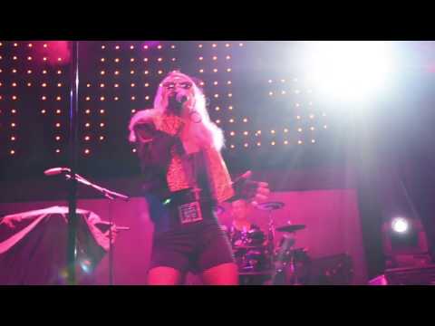 Cover of Madonna - Into the Groove by Kansas City Tribute Band: Material Girl