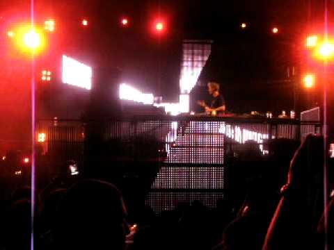 Blu4dane @ Eilat - Protoculture feat. Shannon Hurley - Sun Gone Down (Original Mix).AVI