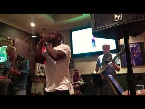 Daniel Joe-Soul live at Maddens