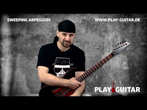 Democlip: "Sweeping Arpeggios" - Play-Guitar.de