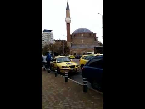 Sofia, Bulgária - Caminhada da avenida Maria Luiza até o Sofia Center (2017)