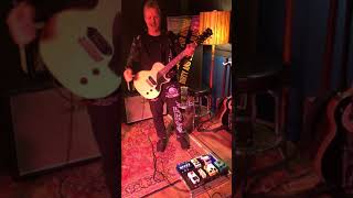 Video thumbnail for Maybach Lester Jr. 56‘ Singlecut TV Yellow Aged by Martin Müller