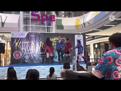 Velvet Ranger Cover Red Velvet - Power Up + Ice Cream Cake 150522 @Robinson Banchang