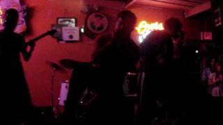 Rising Through Everything - Intro y Making a Mess With a Pretty Face Aguadilla ( 17ene09)