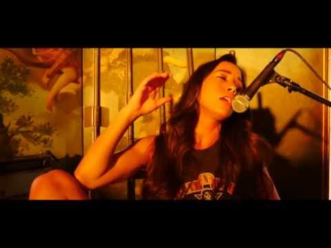 Leilani Wolfgramm "Lightening" Live  (lyrics in description)