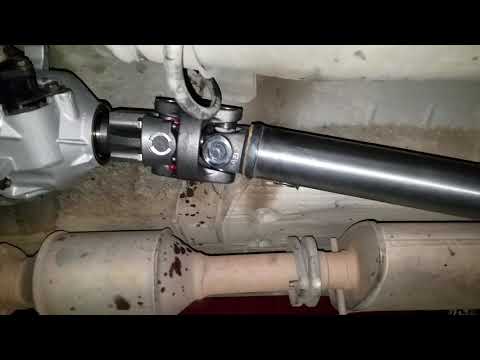 slip yoke eliminator & double cardan driveshaft on NP-231 on 2001 XJ