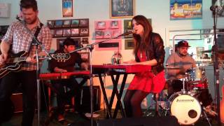 Becky Middleton & Band - 