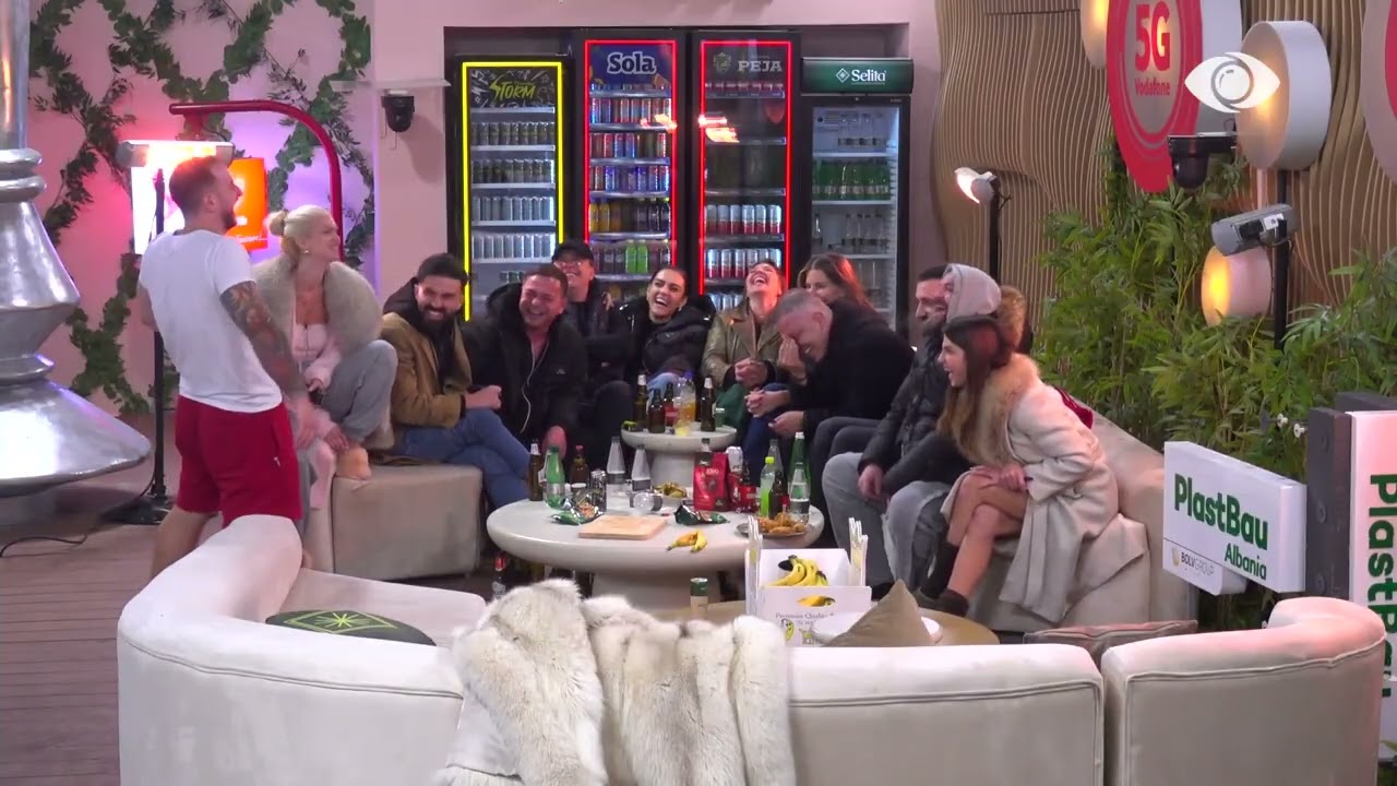 Xumi imitoni Gertin, banorët qeshin
