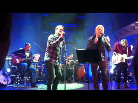 Indygo un Ilvars Jansons (Vinegar Into Pearl) - Versiju vulkāns