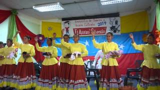 preview picture of video 'Las Muñequeras de Rubio. Grupo de Danzas Dr. Leonardo Ruiz Pineda'