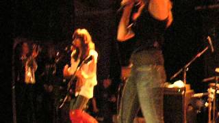 The Donnas - Living After Midnight (Live) @ The Knitting Factory