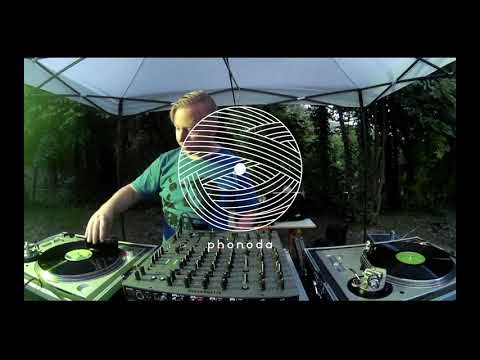 Phonoda Piknik 01 - Derek (vinyl only)