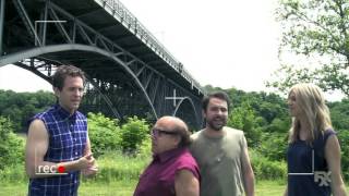 It&#39;s Always Sunny in Philadelphia - Project Badass: The Jump from the Bridge