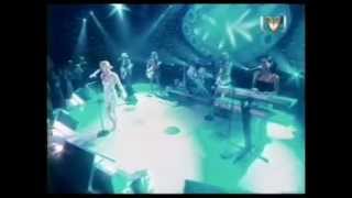 Geri Halliwell - Circles Round the Moon Live CDUK.mpeg