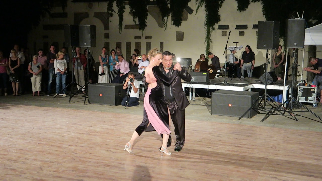 Video thumbnail for Luiza & Marcelo Almiron (4)