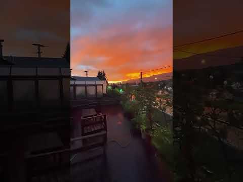 Algo poco frecuente em la comarca #patagonialover #tormenta #rayos #explorepatagonia #patagonia