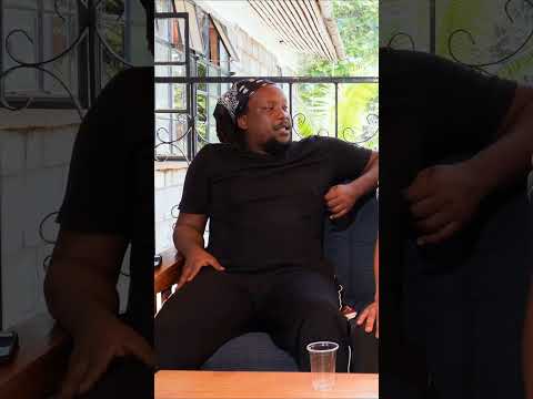 How to tell she's ready for that first kiss 😘 😂 #favecouples #lovefriendship #bestkiss #loveplus