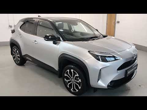 Toyota Yaris Cross LUNA SPORT LOW KMS - Image 2