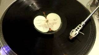 The Beatles - Revolution 9 (vinyl LP - first 40 seconds backwards)