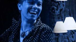 Long Long Time - Maria Gadú (Mais Uma Página)