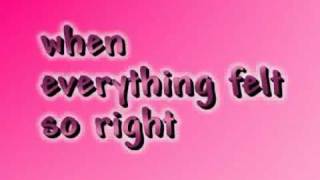 Midnight Bottle - Colbie Caillat (lyrics)