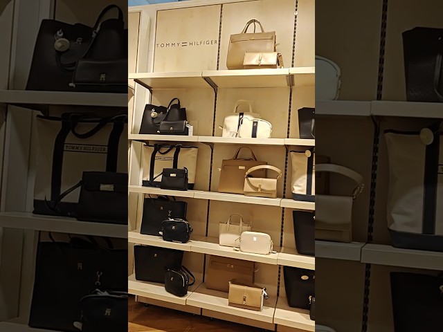 Vídeo relacionado con Tommy Hilfiger Bolso Tote Mujer Poppy Small Tote Pequeño, Negro (Black), Talla Única
